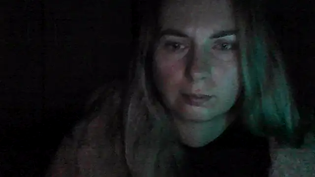 Snapshot of VikiLove765 chatting on January 2026 02:35:02 AM VikiLove765 online show from January 2026 02:35:02 AM