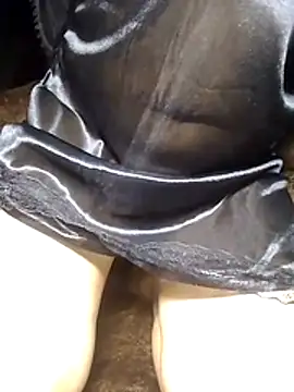 Snapshot of Merrylinh chatting on February 2026 03:55:01 PM Merrylinh online show from February 2026 03:55:01 PM