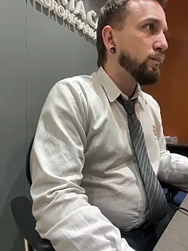 Snapshot of Chubandchaser chatting on March 2026 11:20:02 PM Chubandchaser online show from March 2026 11:20:02 PM