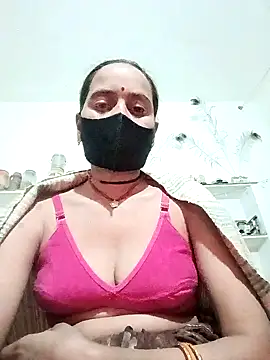 Madhuri Love143 online show from January 2026 03:58:02 PM