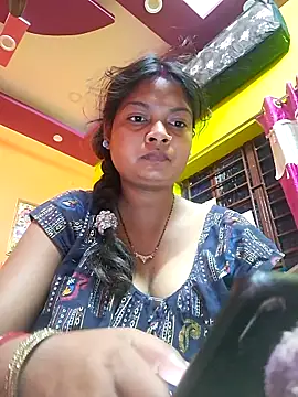 Snapshot of Romance_Aliya chatting on February 2026 10:59:02 PM Romance Aliya online show from February 2026 10:59:02 PM