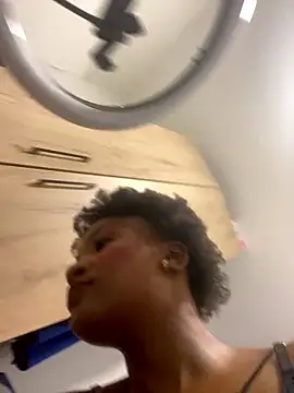 Snapshot of MOONSTONE2020 chatting on January 2026 06:57:02 PM MOONSTONE2020 online show from January 2026 06:57:02 PM