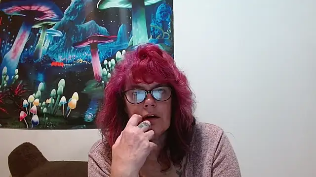 ladylavende3 online show from October 2025 05:18:01 AM