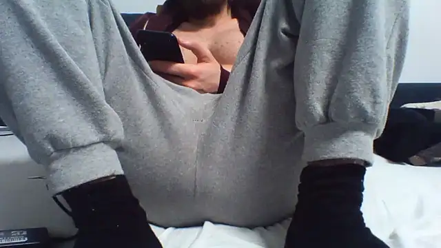 KaelNox online show from April 2026 06:52:01 PM