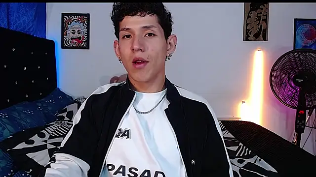 yorsamm smit online show from March 2026 01:45:01 AM