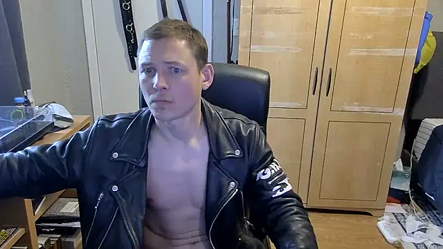 AurinSky online show from June 2026 10:43:02 PM