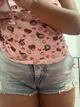 Snapshot of Moranguinhobr chatting on February 2026 11:22:02 AM Moranguinhobr online show from February 2026 11:22:02 AM