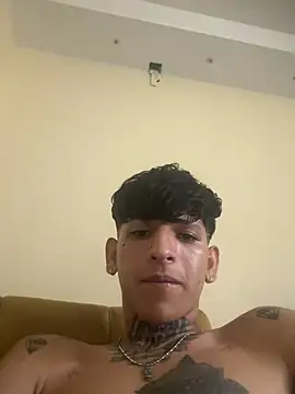 Sam sexy 35 online show from February 2026 05:09:01 PM