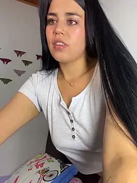 sophyy white online show from April 2026 11:10:02 PM