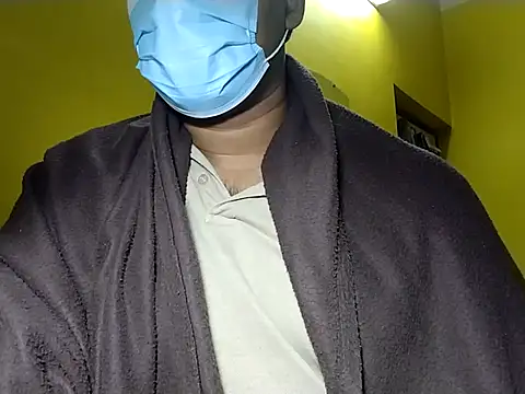 Snapshot of Lucky___05 chatting on January 2026 08:16:01 AM Lucky 05 online show from January 2026 08:16:01 AM