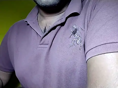 Snapshot of Lucky___05 chatting on February 2026 07:29:01 AM Lucky 05 online show from February 2026 07:29:01 AM