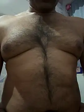 Snapshot of Lucky___05 chatting on February 2026 07:29:01 PM Lucky 05 online show from February 2026 07:29:01 PM