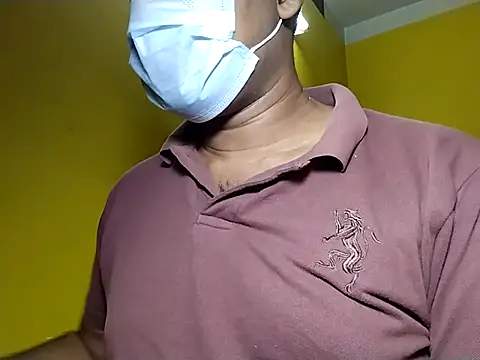 Snapshot of Lucky___05 chatting on February 2026 06:10:02 AM Lucky 05 online show from February 2026 06:10:02 AM