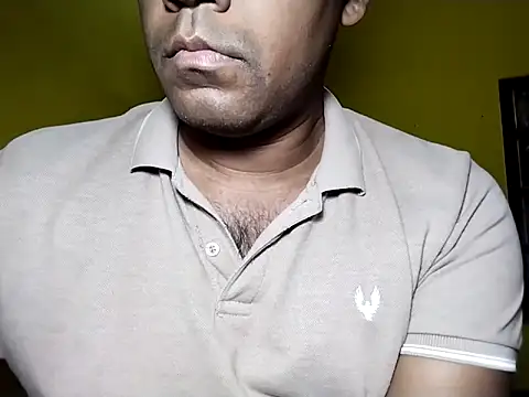 Snapshot of Lucky___05 chatting on February 2026 06:48:02 AM Lucky 05 online show from February 2026 06:48:02 AM