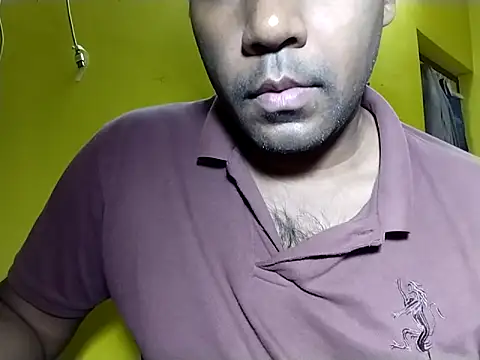 Snapshot of Lucky___05 chatting on March 2026 05:41:01 AM Lucky 05 online show from March 2026 05:41:01 AM