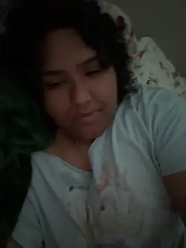 Angeliccreamyrican online show from April 2026 11:33:01 AM