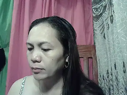 prettymomma24xx online show from April 2026 07:06:01 PM