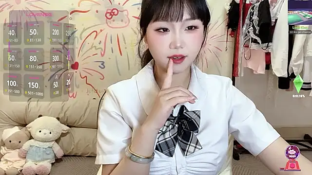 xiaoguai99 online show from April 2026 08:25:01 AM