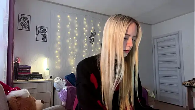 Snapshot of LatashiaOrcutt chatting on January 2026 12:21:02 PM LatashiaOrcutt online show from January 2026 12:21:02 PM