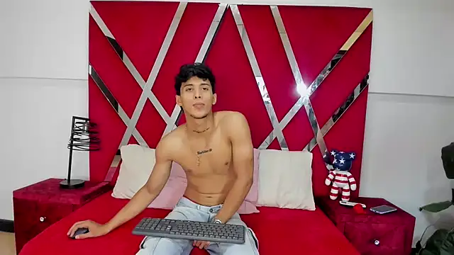 Snapshot of aishaxht chatting on May 2026 09:09:02 PM aishaxht online show from May 2026 09:09:02 PM