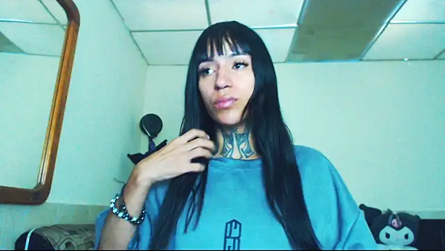 Snapshot of jazmin_wolf chatting on June 2026 01:06:02 PM jazmin wolf online show from June 2026 01:06:02 PM