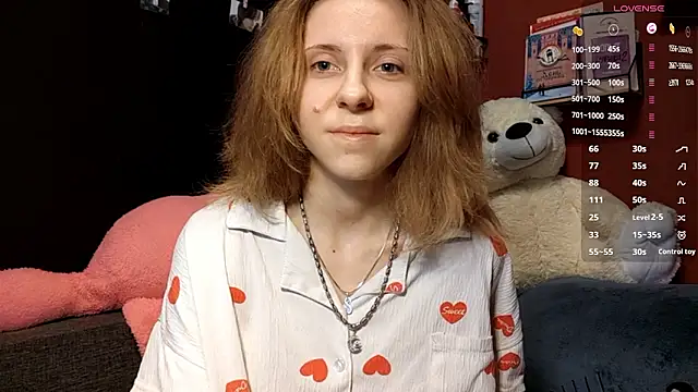 Snapshot of TiaraHenegan chatting on February 2026 07:24:01 AM TiaraHenegan online show from February 2026 07:24:01 AM