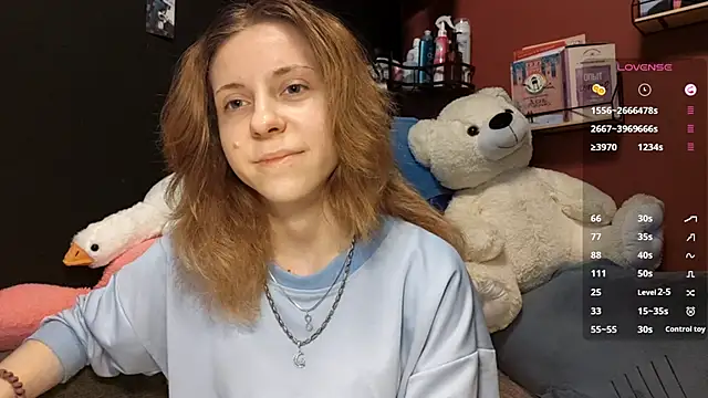 Snapshot of TiaraHenegan chatting on February 2026 07:14:02 AM TiaraHenegan online show from February 2026 07:14:02 AM