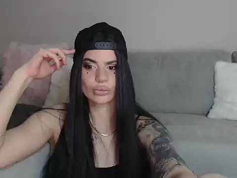 SaintAless online show from January 2026 08:45:02 PM