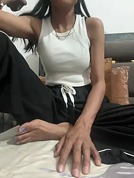 hina 001 online show from February 2026 04:38:01 PM