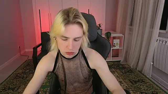 lucidangelok1 online show from May 2026 01:19:01 PM