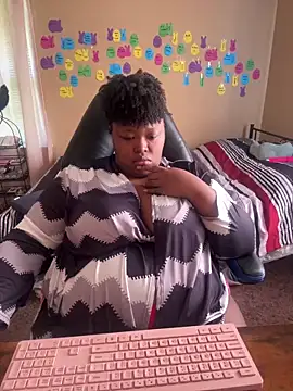Snapshot of Chocolatebunnyxx96 chatting on May 2026 02:24:02 PM Chocolatebunnyxx96 online show from May 2026 02:24:02 PM
