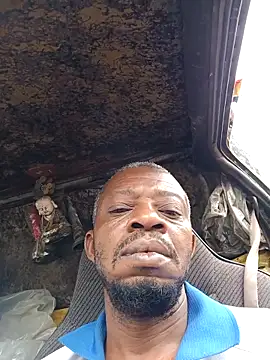 Negaomalinha1 online show from April 2026 03:17:02 PM