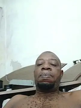 Negaomalinha1 online show from June 2026 12:18:02 PM