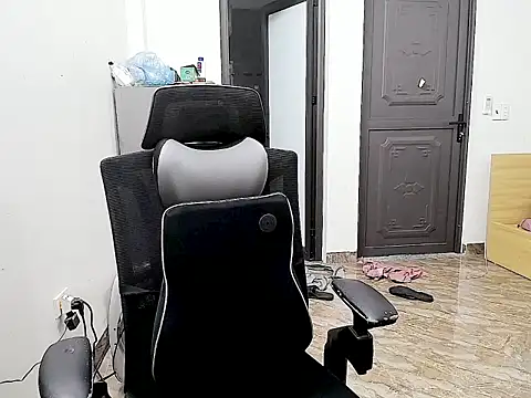 Shulee- online show from February 2026 10:10:01 AM