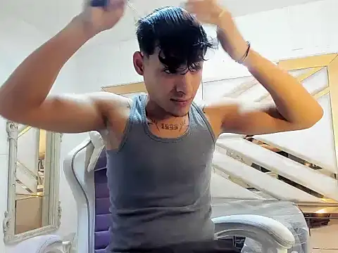 Snapshot of MaxStar26 chatting on January 2026 02:44:02 PM MaxStar26 online show from January 2026 02:44:02 PM