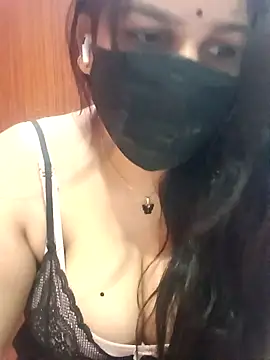 Snapshot of 01Roshani chatting on April 2026 07:45:02 PM 01Roshani online show from April 2026 07:45:02 PM