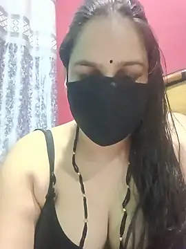 Snapshot of 01Roshani chatting on May 2026 09:37:01 AM 01Roshani online show from May 2026 09:37:01 AM