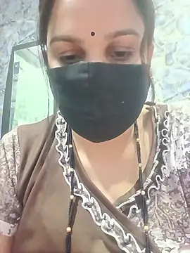 Snapshot of 01Roshani chatting on June 2026 11:46:02 AM 01Roshani online show from June 2026 11:46:02 AM