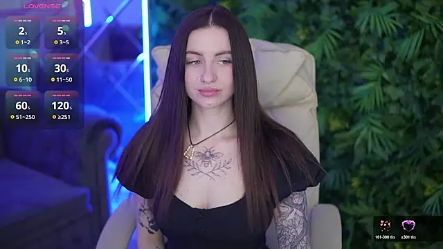 AlexaFleur online show from May 2026 07:10:02 PM
