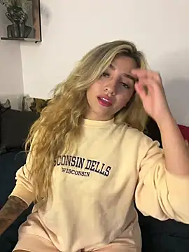 Snapshot of Felicity_Hops chatting on January 2026 11:31:02 PM Felicity Hops online show from January 2026 11:31:02 PM