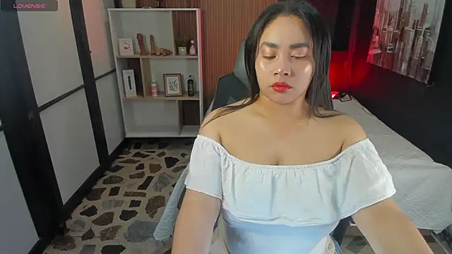 Snapshot of ThaliaBrookss_ chatting on March 2026 05:00:01 AM ThaliaBrookss online show from March 2026 05:00:01 AM