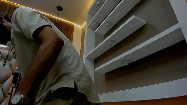 Snapshot of james__walsh chatting on February 2026 07:45:01 PM james walsh online show from February 2026 07:45:01 PM