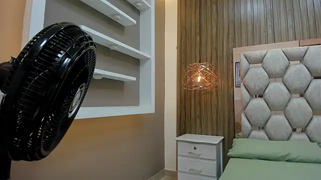 Snapshot of james__walsh chatting on February 2026 07:29:02 PM james walsh online show from February 2026 07:29:02 PM