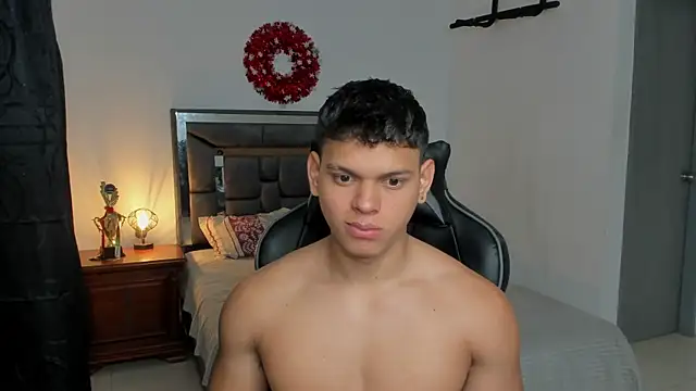 stefan leenox online show from January 2026 02:21:02 PM