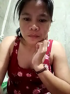 Snapshot of Hannah_4u chatting on February 2026 04:18:01 PM Hannah 4u online show from February 2026 04:18:01 PM