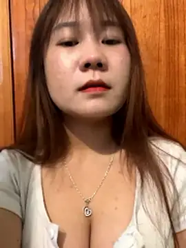 Snapshot of Liness101 chatting on January 2026 02:47:02 AM Liness101 online show from January 2026 02:47:02 AM