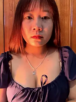 Snapshot of Liness101 chatting on January 2026 02:28:01 AM Liness101 online show from January 2026 02:28:01 AM