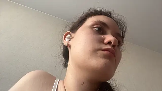 LanaLive online show from April 2026 11:19:01 AM