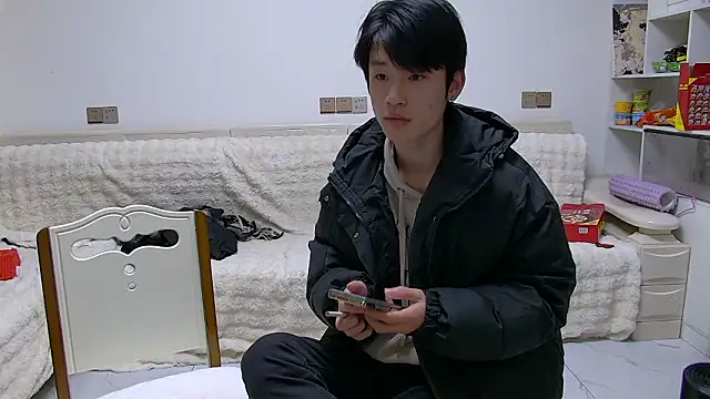 Snapshot of your-cake chatting on February 2026 11:48:01 AM your-cake online show from February 2026 11:48:01 AM