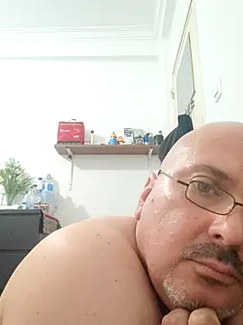 Snapshot of Paulopess chatting on January 2026 08:58:01 PM Paulopess online show from January 2026 08:58:01 PM